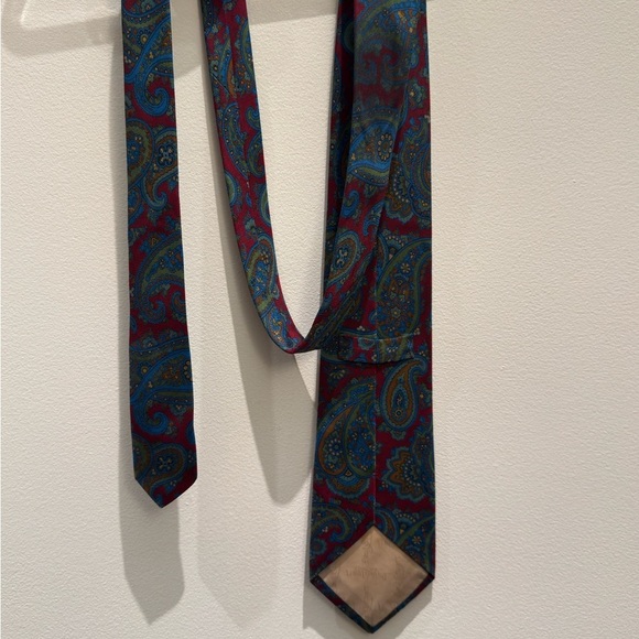 Paul Stuart Paisley Silk Tie - Red/Blue/Green Made in England Vintage - Picture 6 of 8
